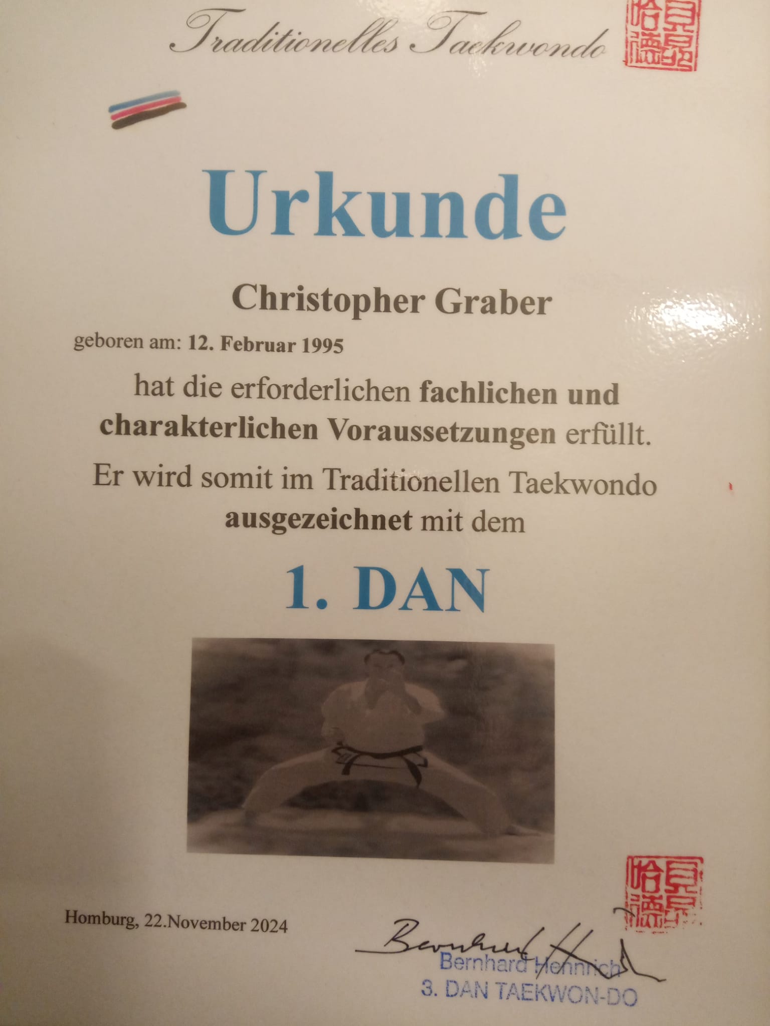 Erster Taekwondo-Schwarzgurt im CJD Homburg